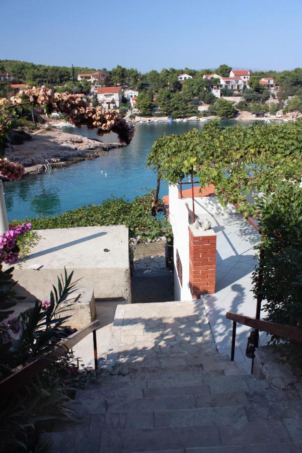 Apartments By The Sea Basina, Hvar - 5699 Vrbanj Exterior photo