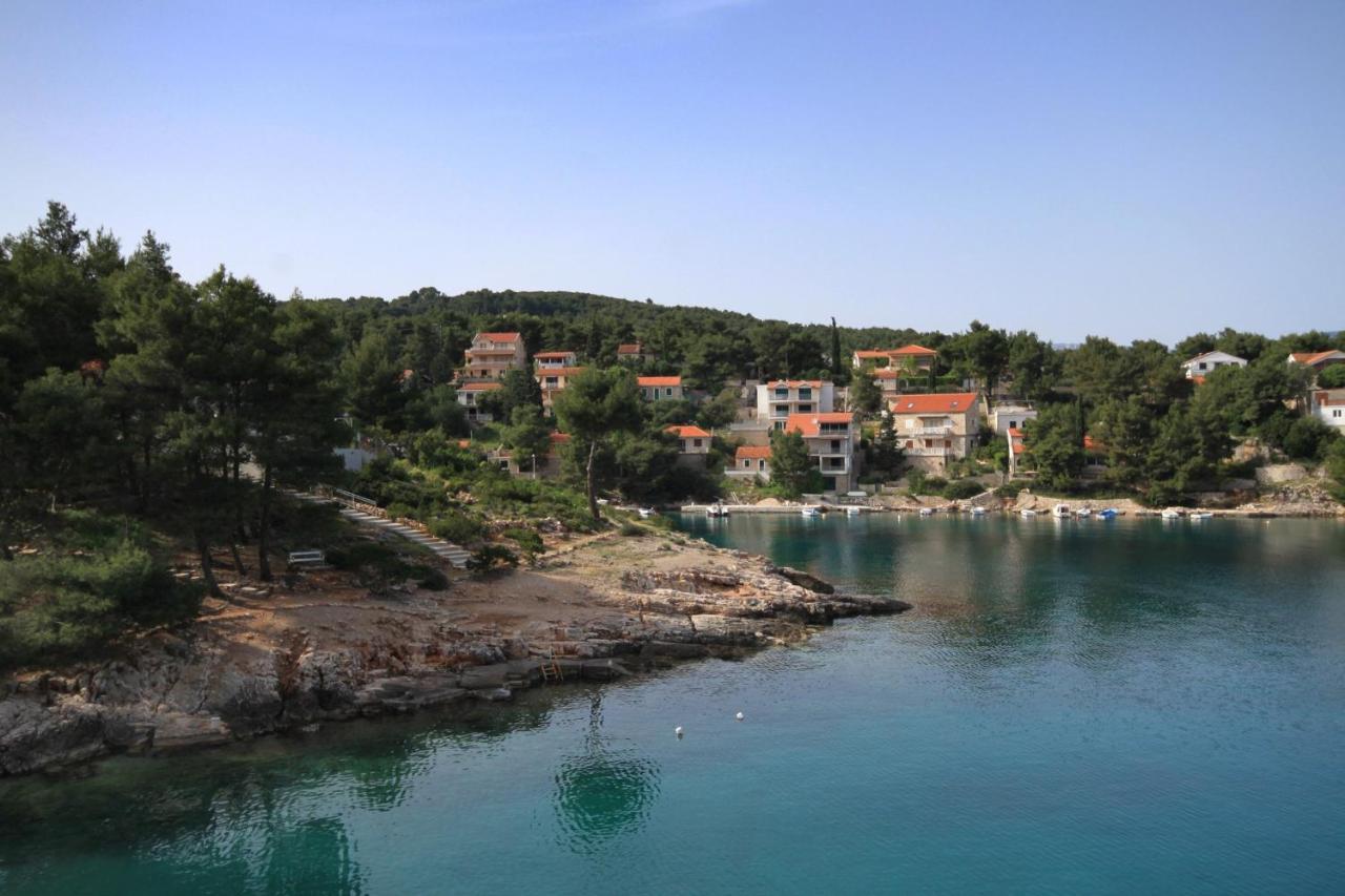 Apartments By The Sea Basina, Hvar - 5699 Vrbanj Exterior photo